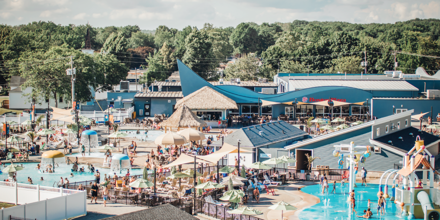 Aerial view of water park at Sun Retreats Sherkston Shores